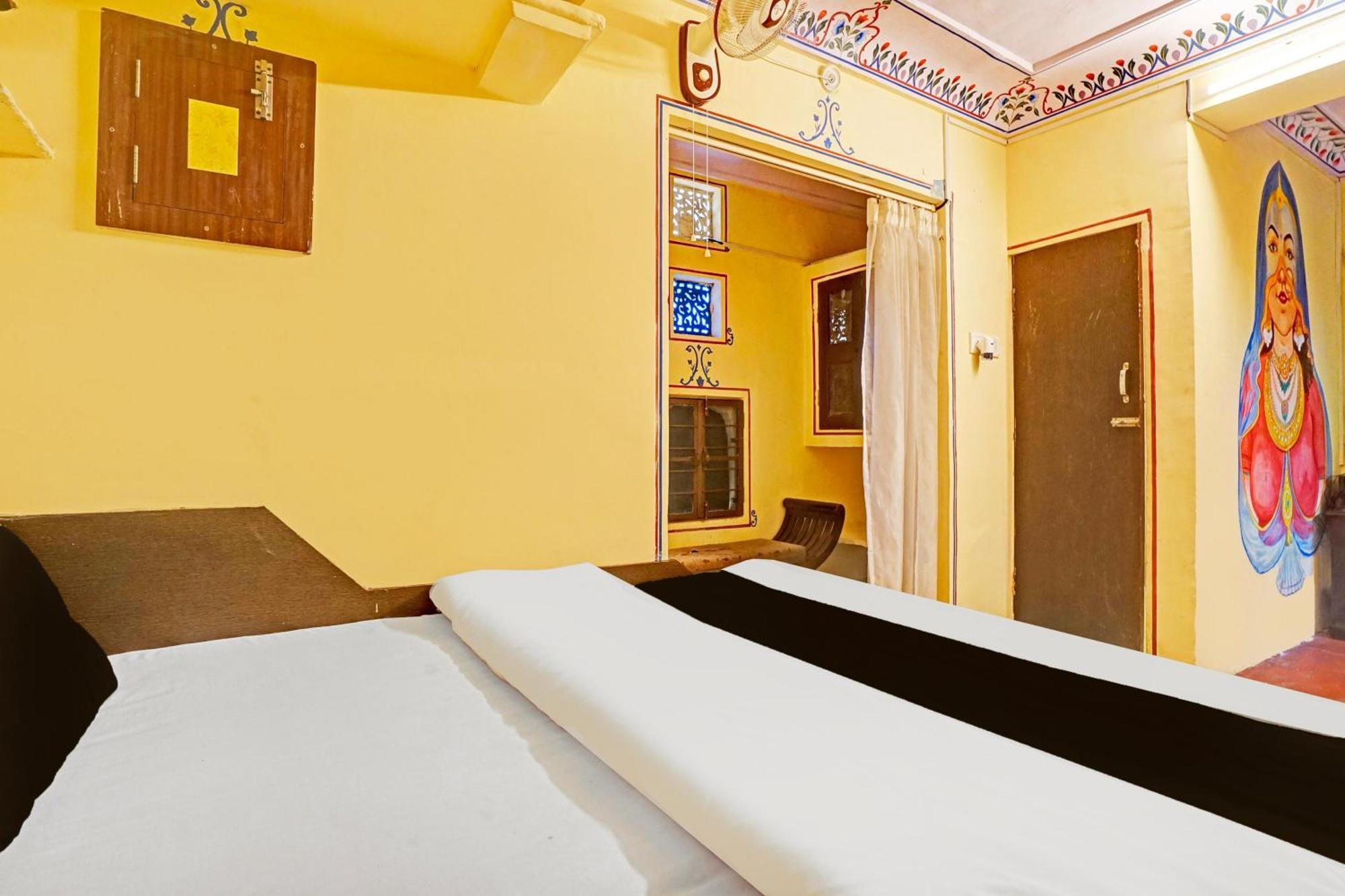 Super Collection O Ramganj Near Hawa Mahal Hotell Jaipur Eksteriør bilde